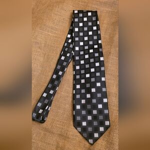 Bergamo New York Black, Silver, & Gray Checkered Tie
